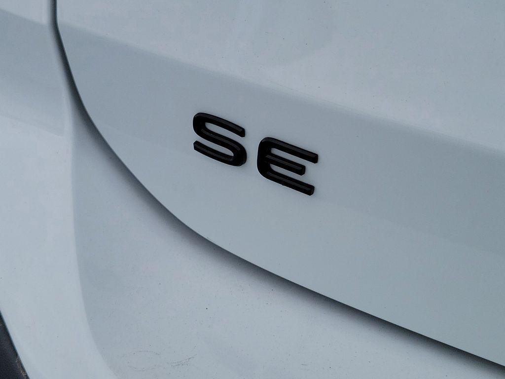new 2026 Volkswagen Taos car, priced at $32,105