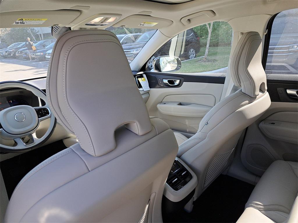 new 2026 Volvo XC60 car, priced at $59,851