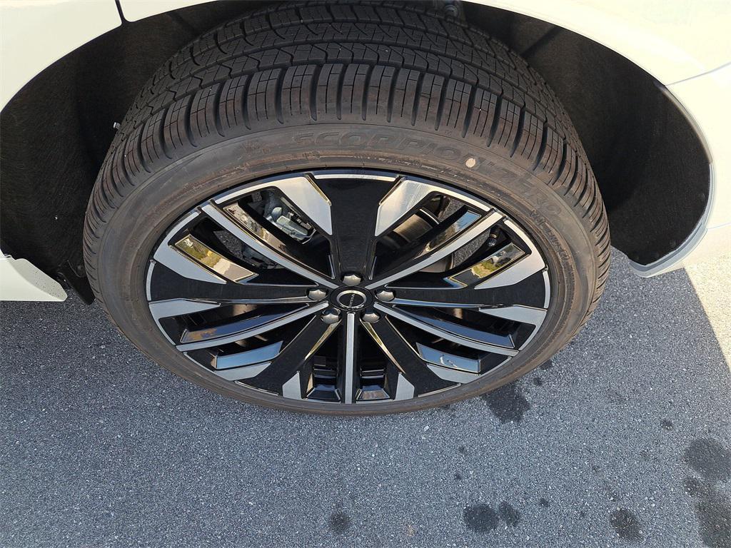 new 2026 Volvo XC60 car, priced at $59,851