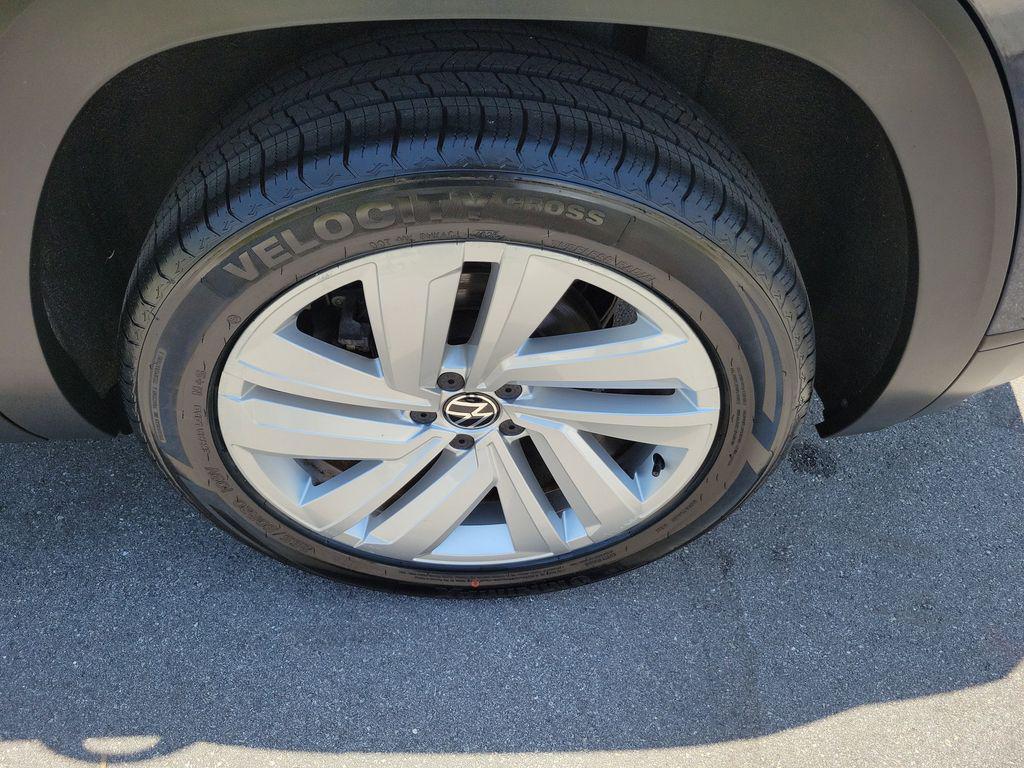 used 2021 Volkswagen Atlas Cross Sport car, priced at $23,379