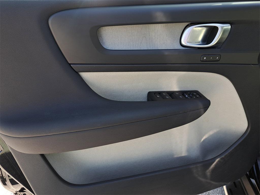 used 2023 Volvo XC40 car, priced at $29,595