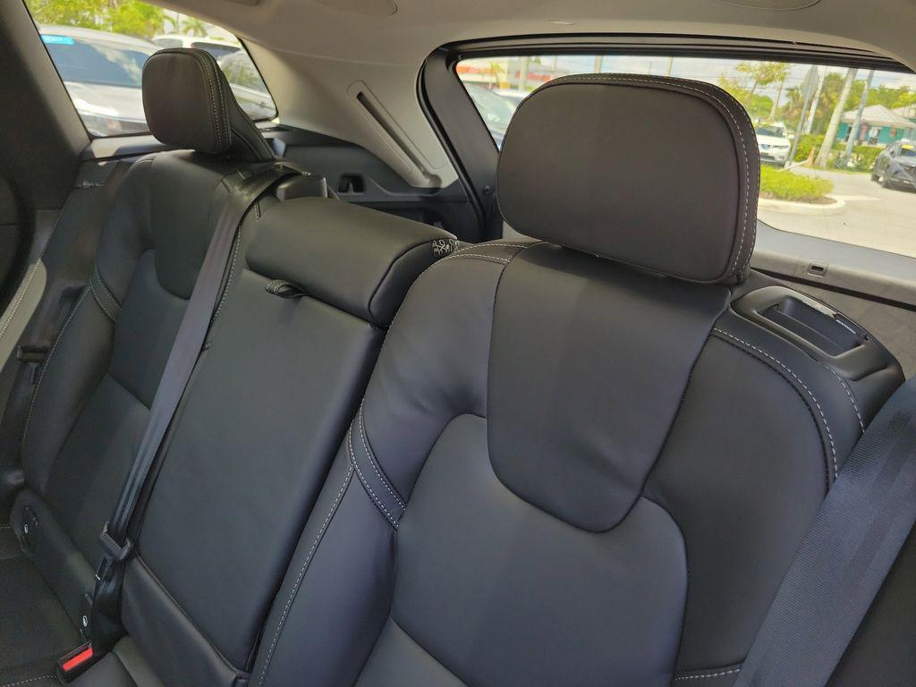new 2026 Volvo XC60 car, priced at $60,632