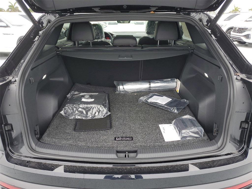 new 2024 Volkswagen Atlas Cross Sport car, priced at $41,886