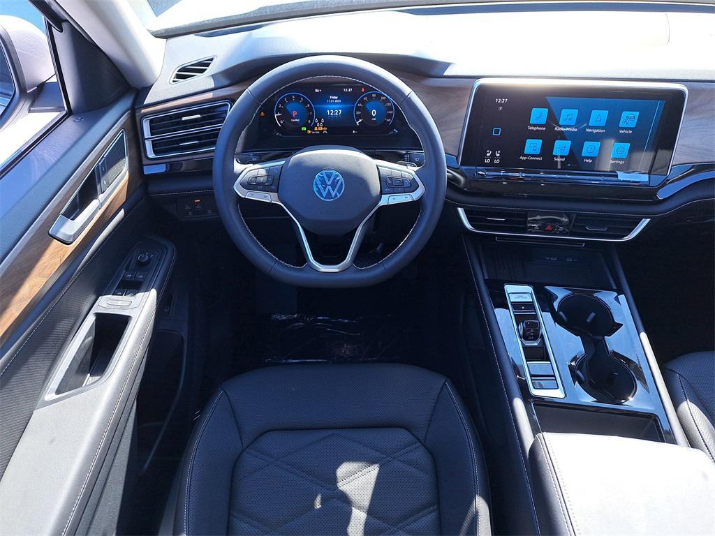 new 2026 Volkswagen Atlas car, priced at $43,322