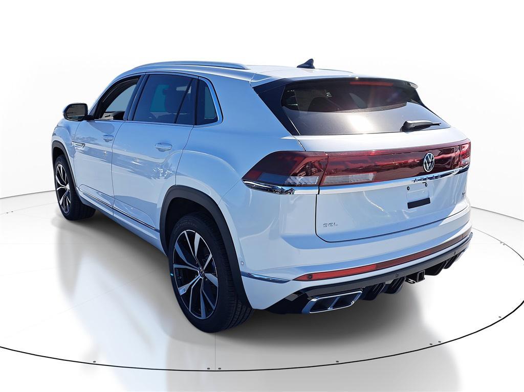 new 2026 Volkswagen Atlas Cross Sport car, priced at $51,680