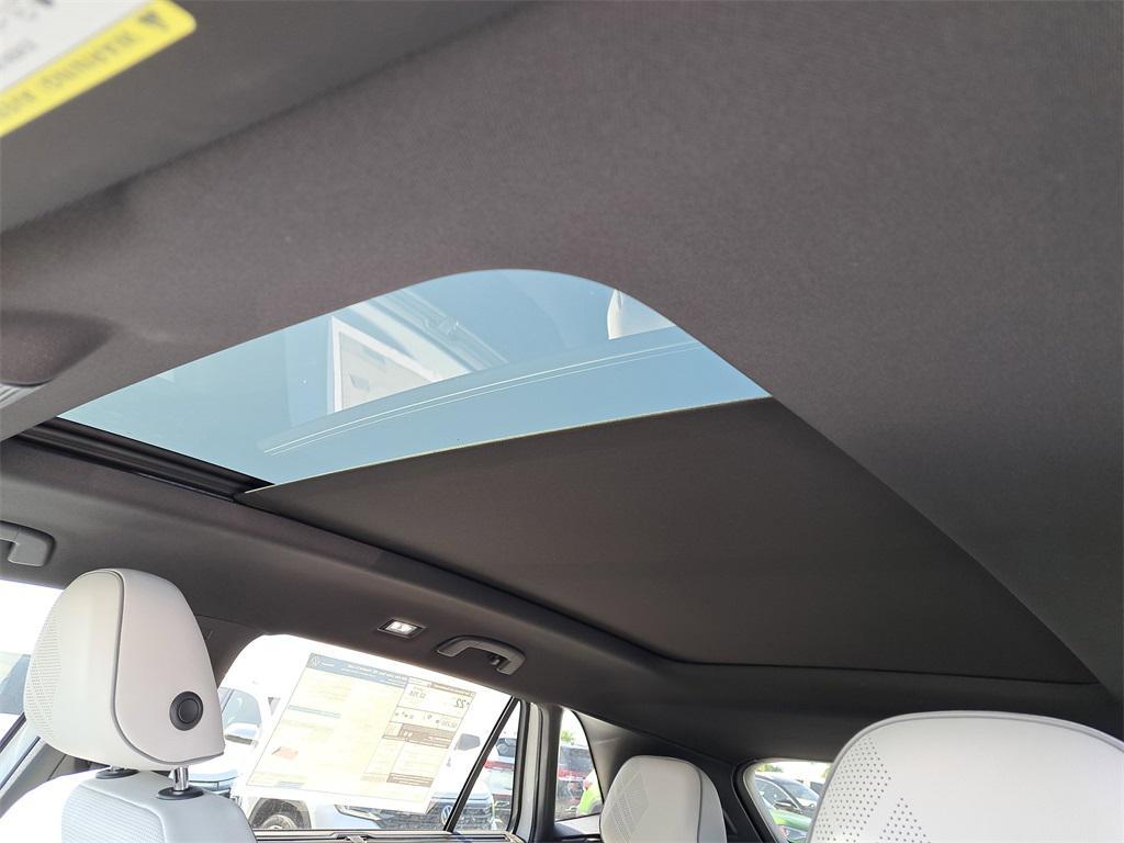 new 2026 Volkswagen Atlas Cross Sport car, priced at $51,680