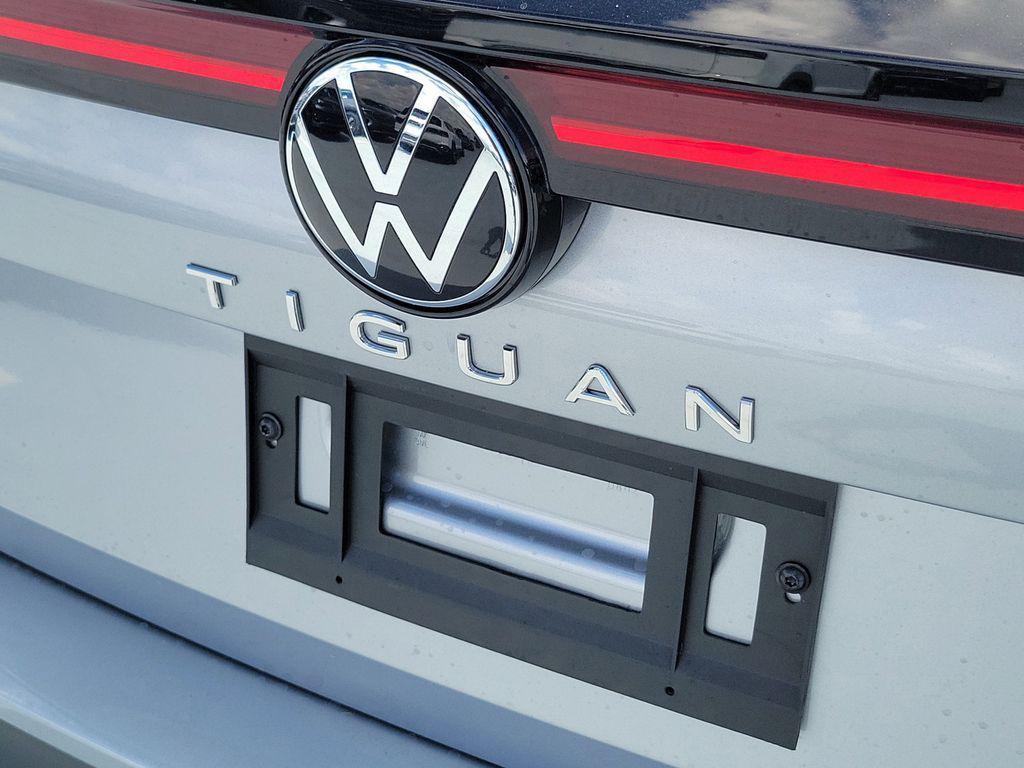 new 2026 Volkswagen Tiguan car, priced at $33,893
