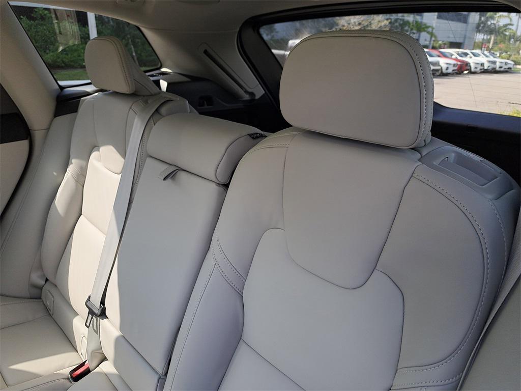 new 2026 Volvo XC60 car, priced at $58,820
