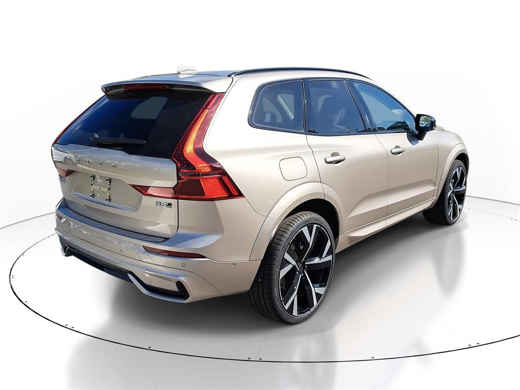 new 2026 Volvo XC60 car, priced at $58,820