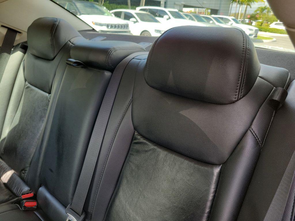 used 2021 Chrysler 300 car, priced at $21,379