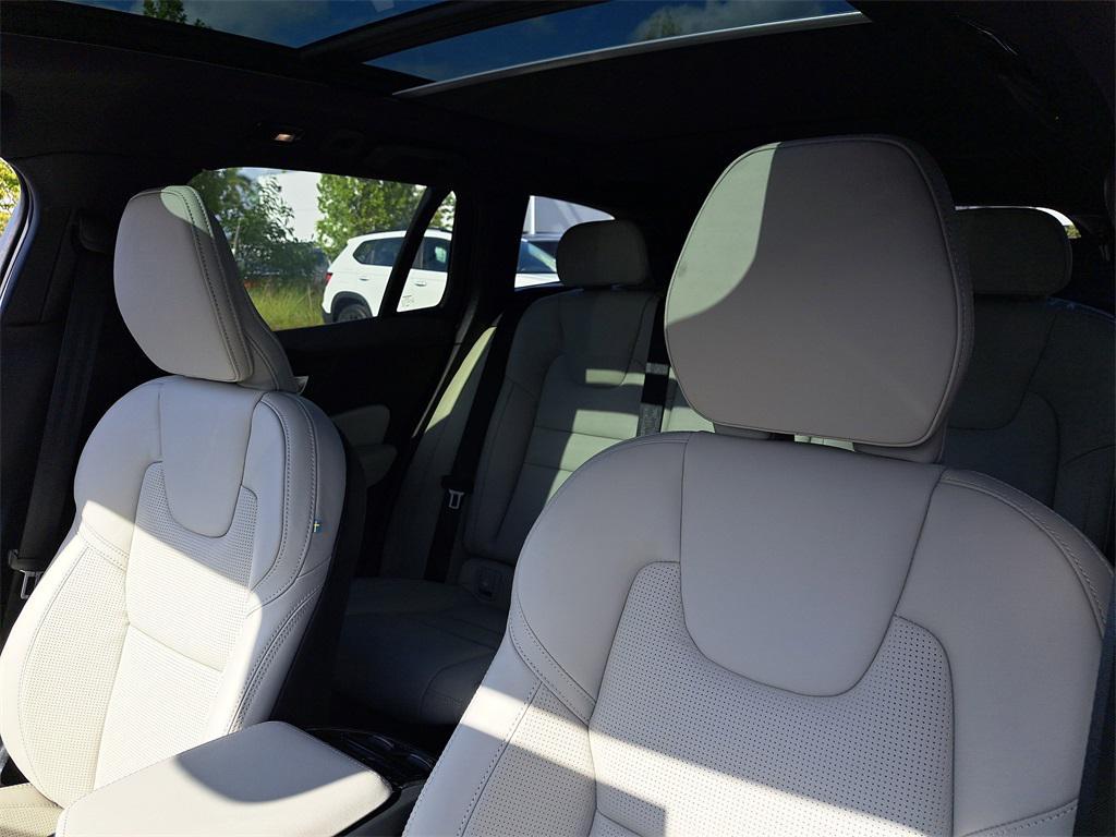 new 2026 Volvo V60 Cross Country car, priced at $59,841
