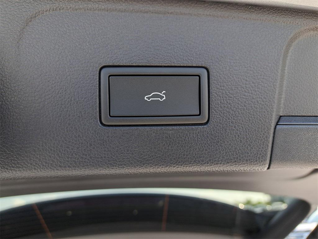 new 2026 Volkswagen Tiguan car, priced at $38,076