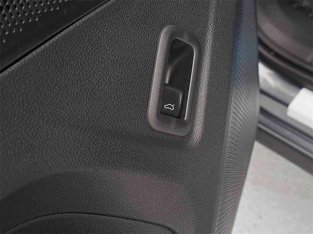 new 2026 Volkswagen Tiguan car, priced at $35,733