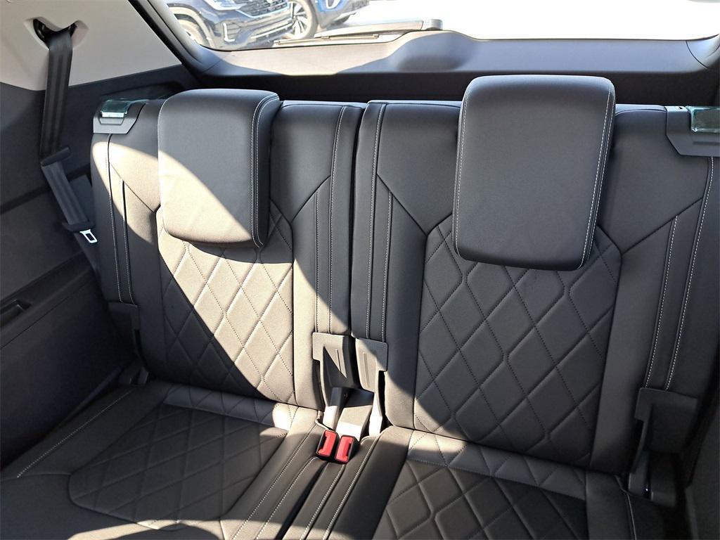 new 2026 Volkswagen Tiguan car, priced at $38,076