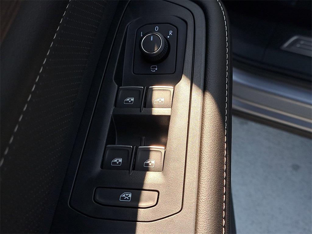 new 2026 Volkswagen Tiguan car, priced at $38,076