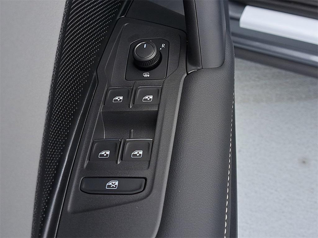 new 2026 Volkswagen Tiguan car, priced at $35,733