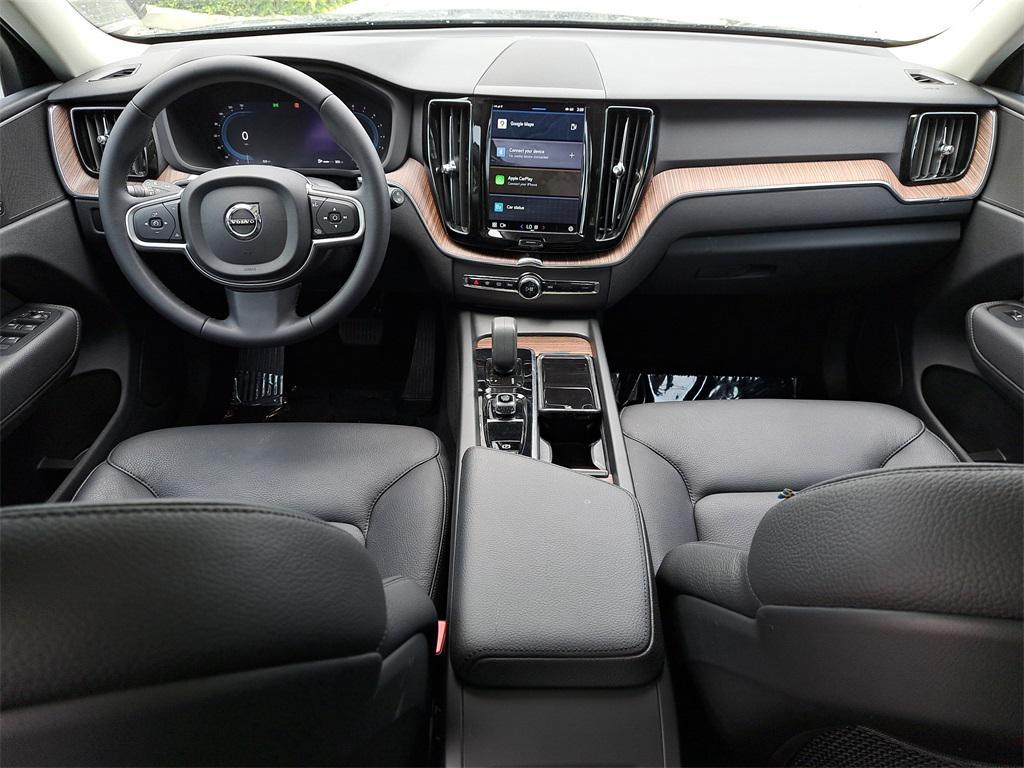 used 2022 Volvo XC60 car, priced at $27,695
