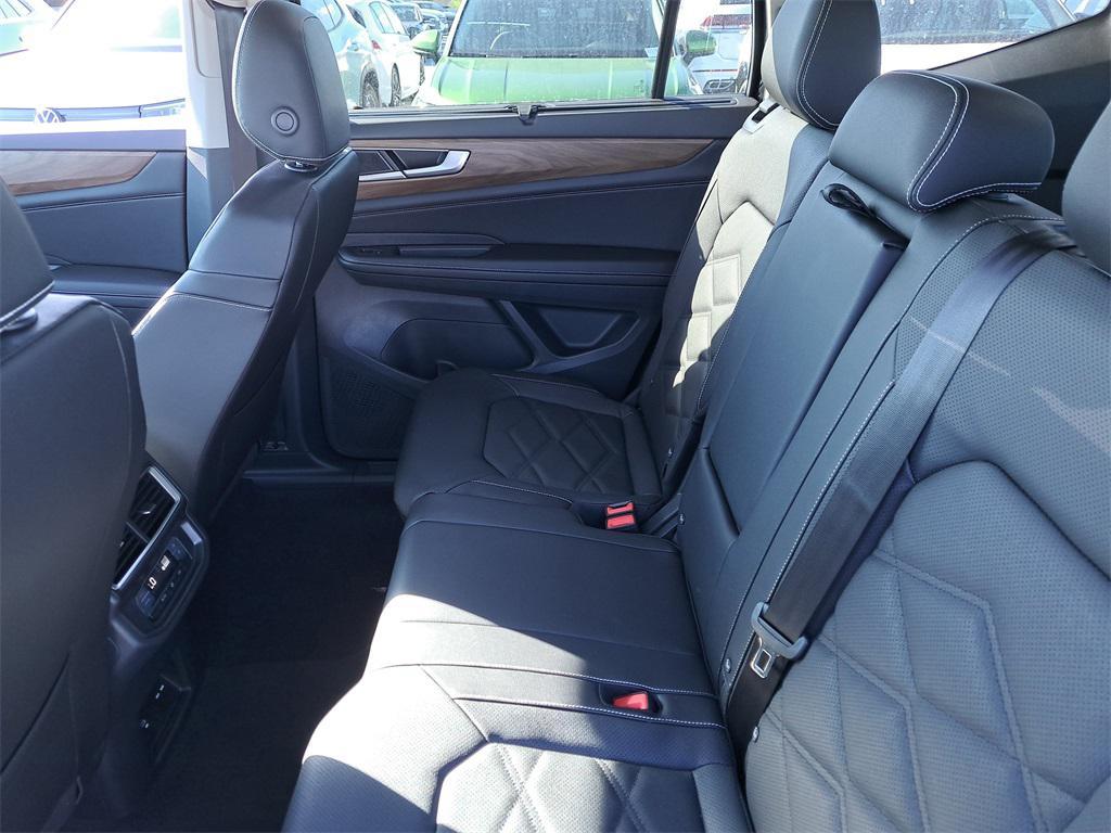 new 2026 Volkswagen Atlas car, priced at $42,724