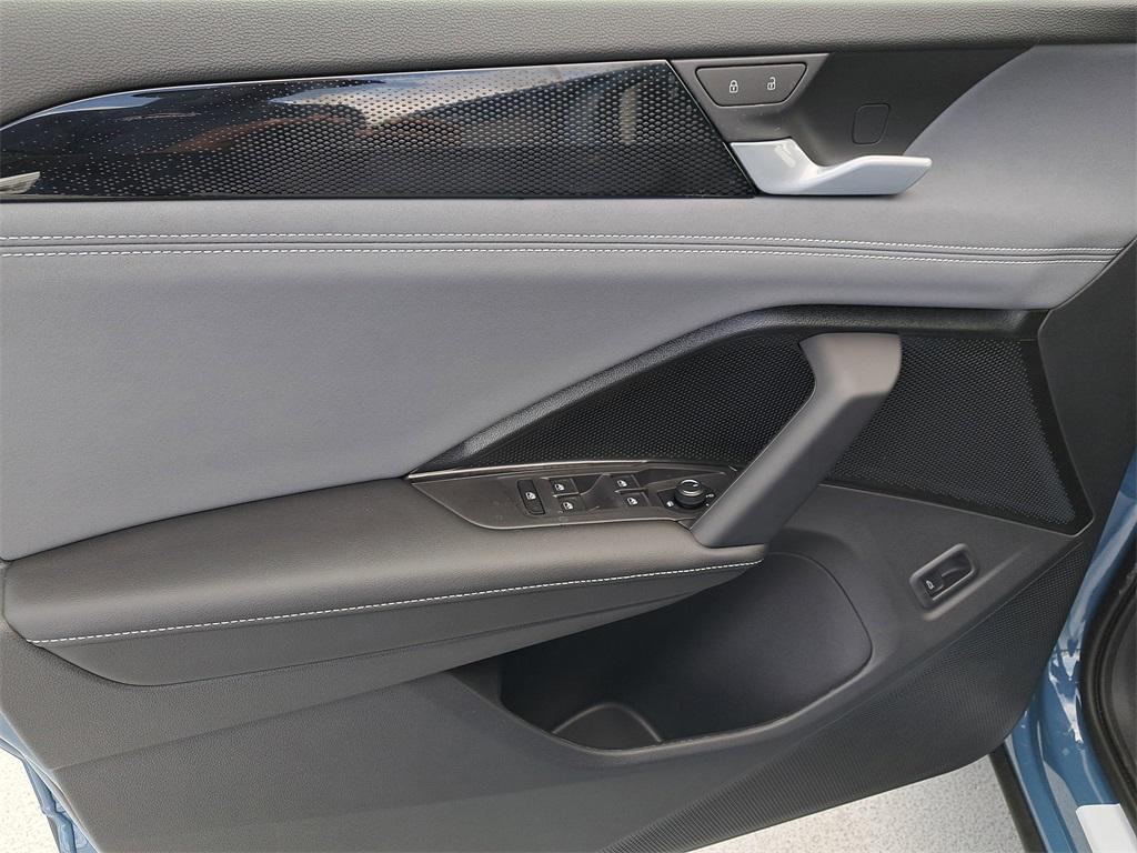 new 2026 Volkswagen Tiguan car, priced at $34,718