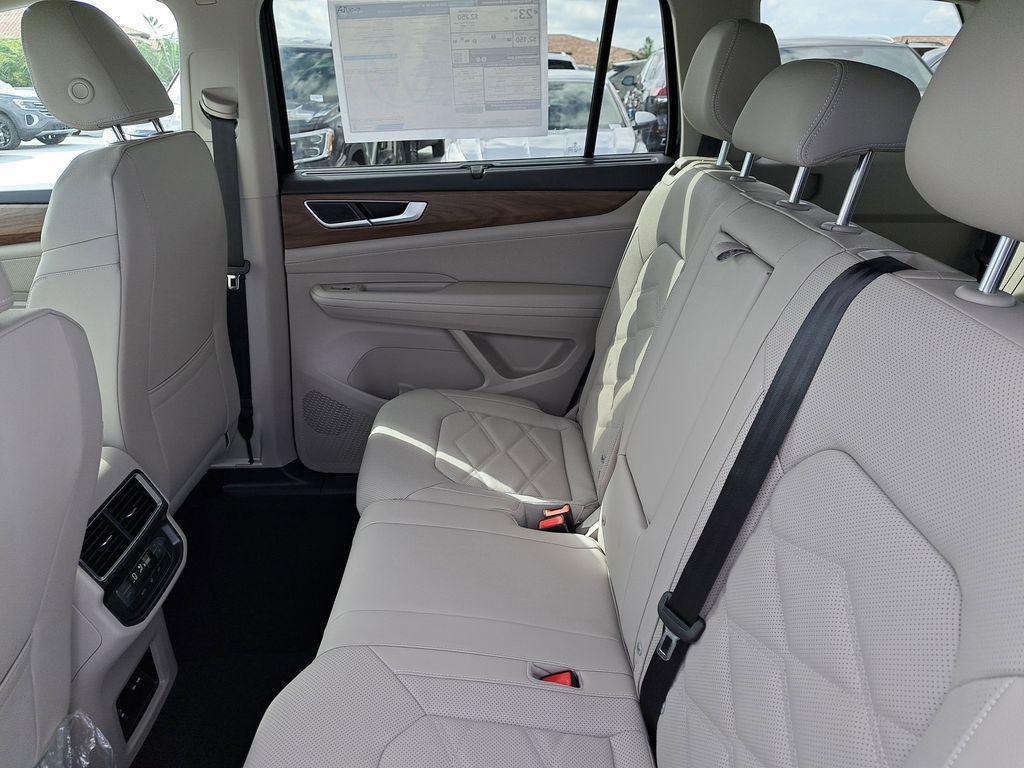 new 2026 Volkswagen Atlas car, priced at $44,161