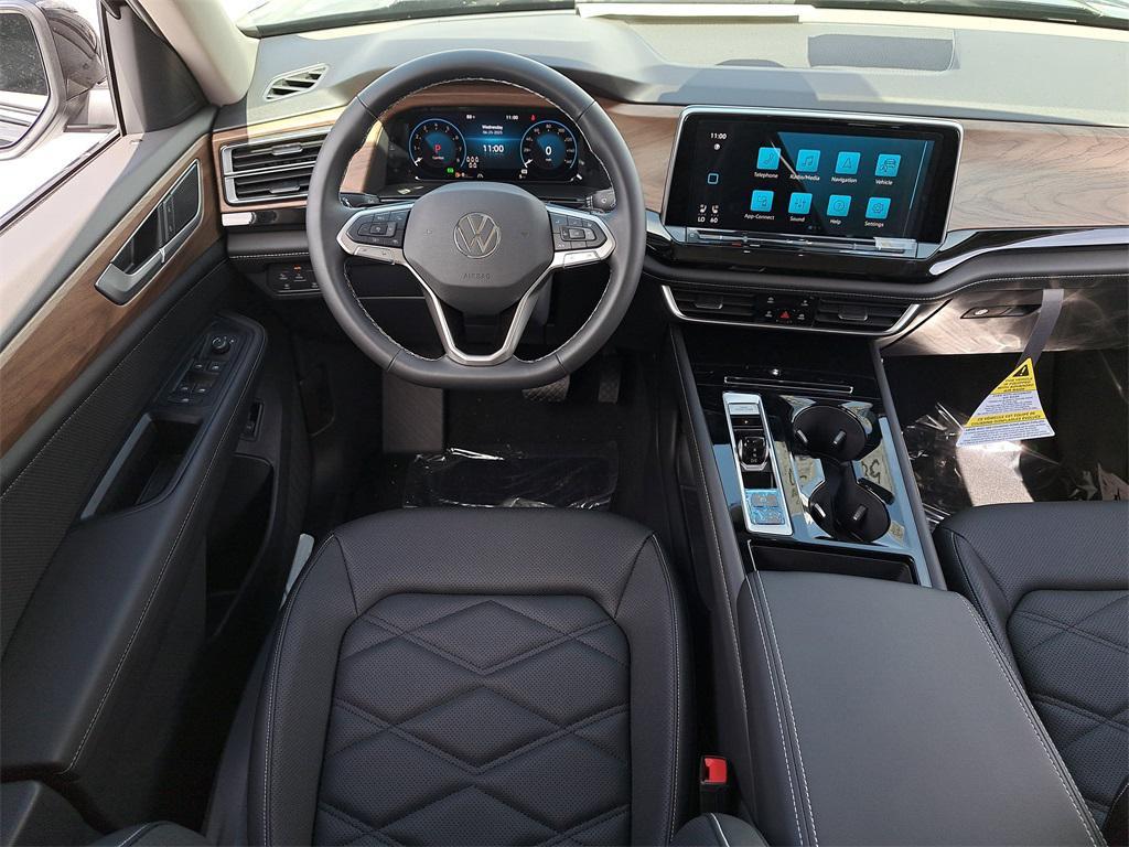 new 2025 Volkswagen Atlas car, priced at $41,853