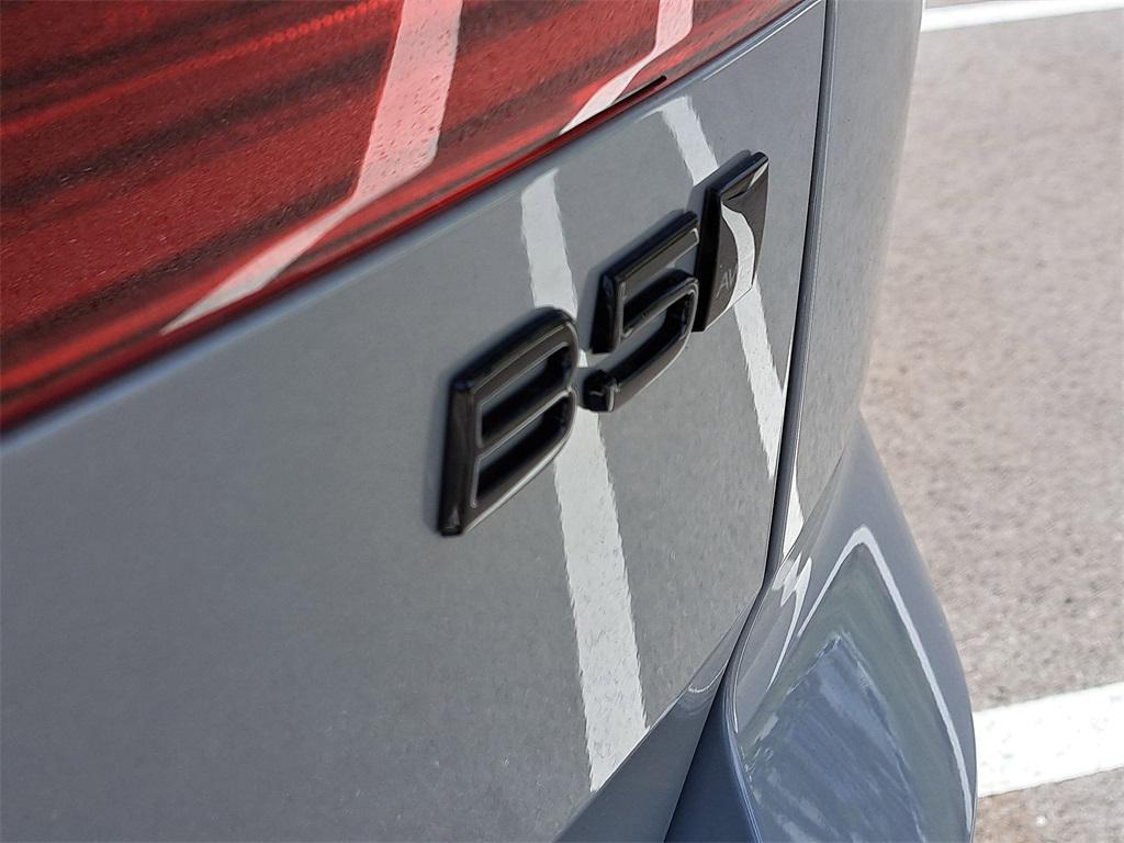 new 2026 Volvo XC60 car, priced at $63,884