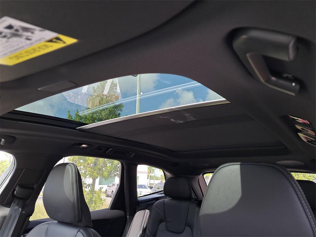 new 2026 Volvo XC60 car, priced at $63,884