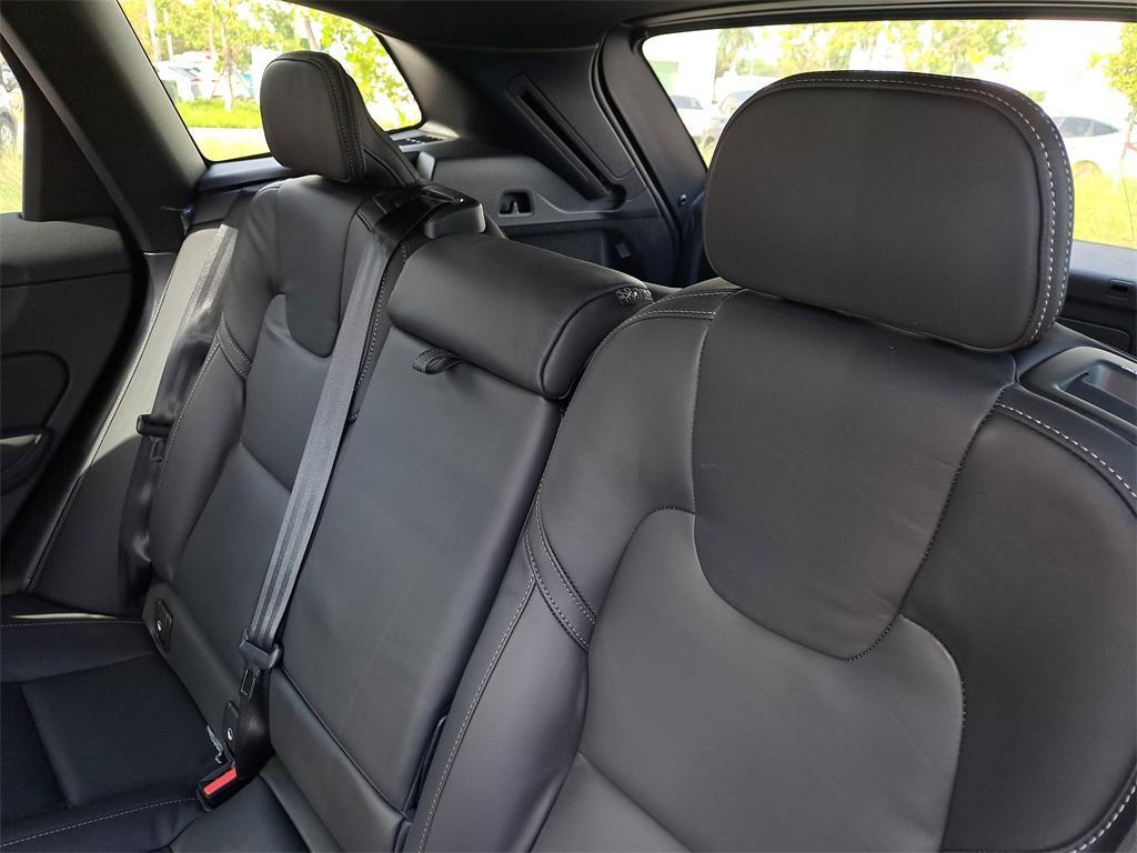 new 2026 Volvo XC60 car, priced at $63,884