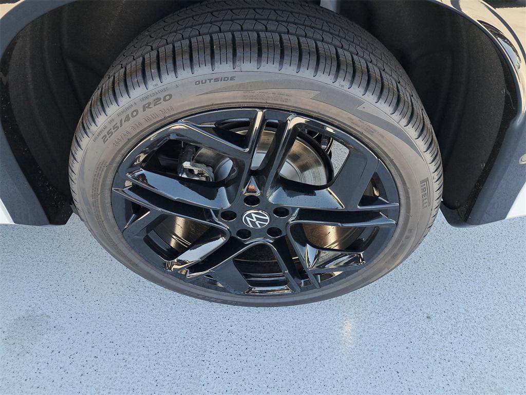 new 2026 Volkswagen Tiguan car, priced at $37,210
