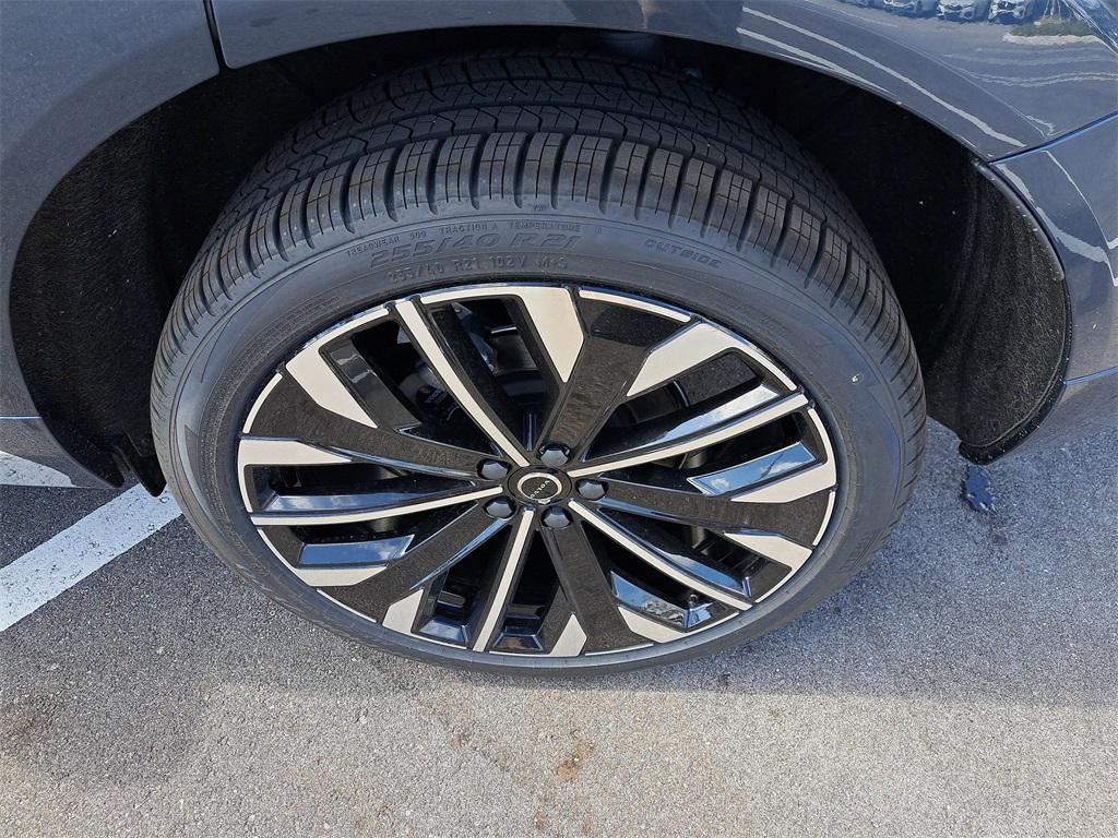 new 2026 Volvo XC60 car, priced at $59,468