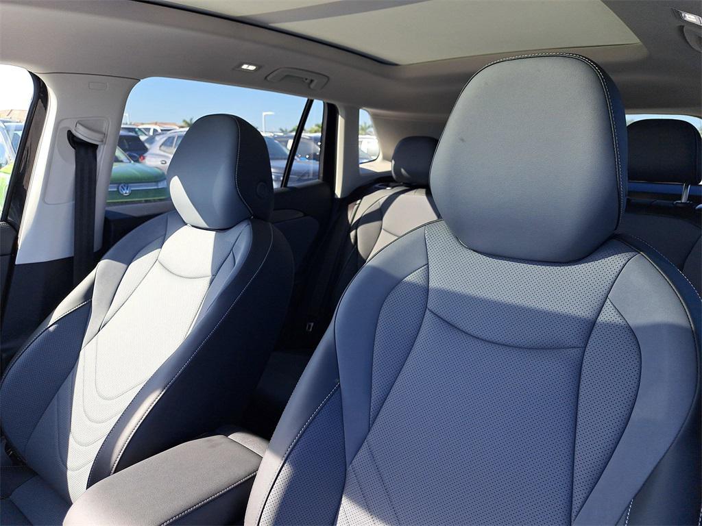 new 2026 Volkswagen Tiguan car, priced at $34,281