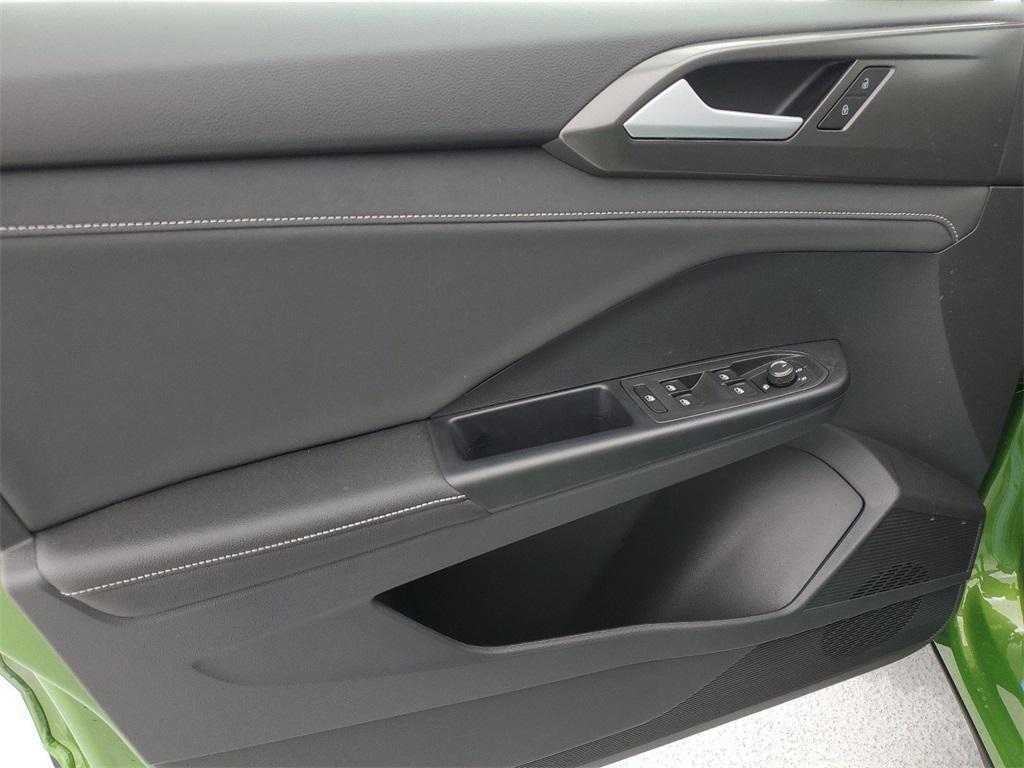 new 2025 Volkswagen Taos car, priced at $27,611