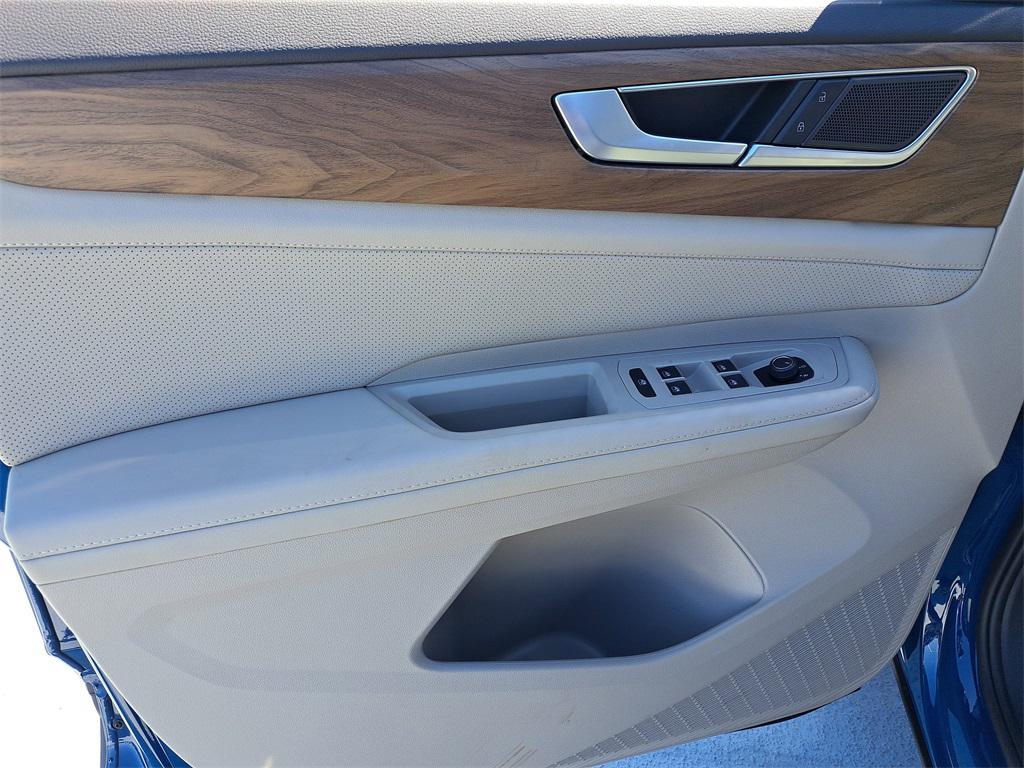 new 2026 Volkswagen Atlas car, priced at $36,905