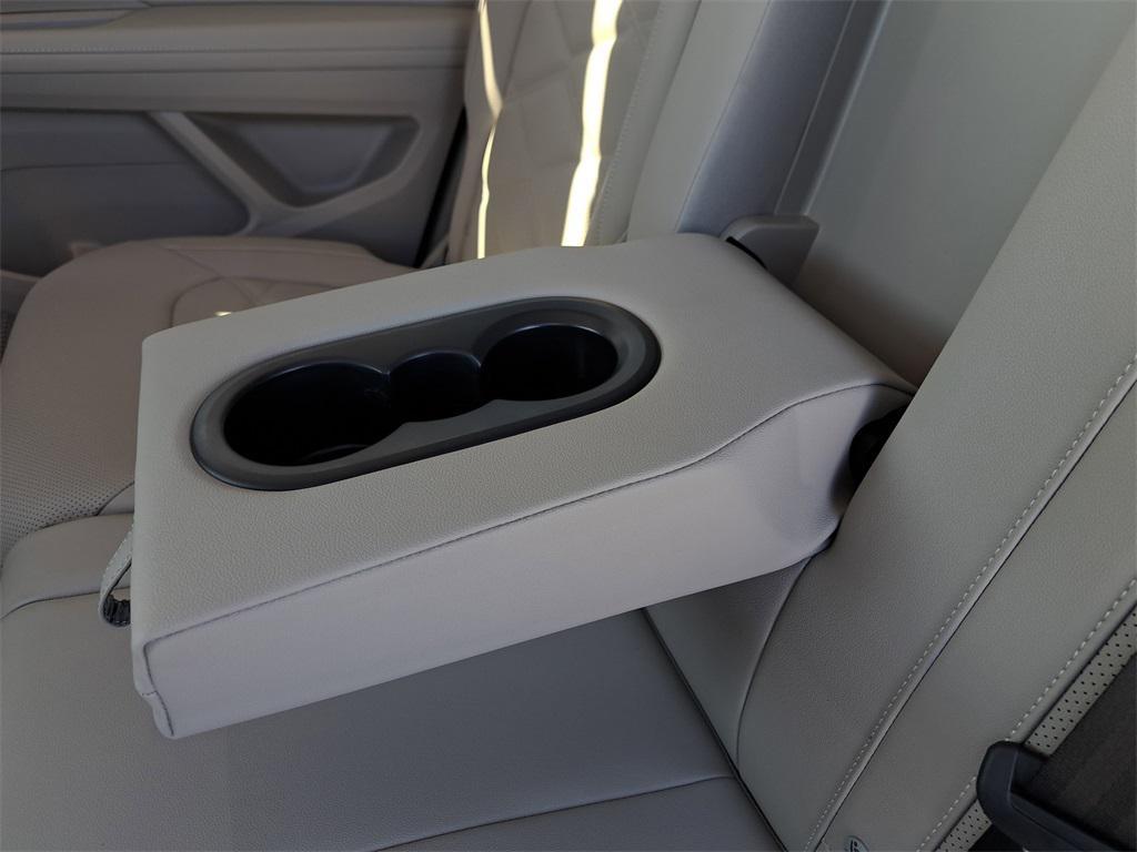 new 2026 Volkswagen Atlas car, priced at $36,905