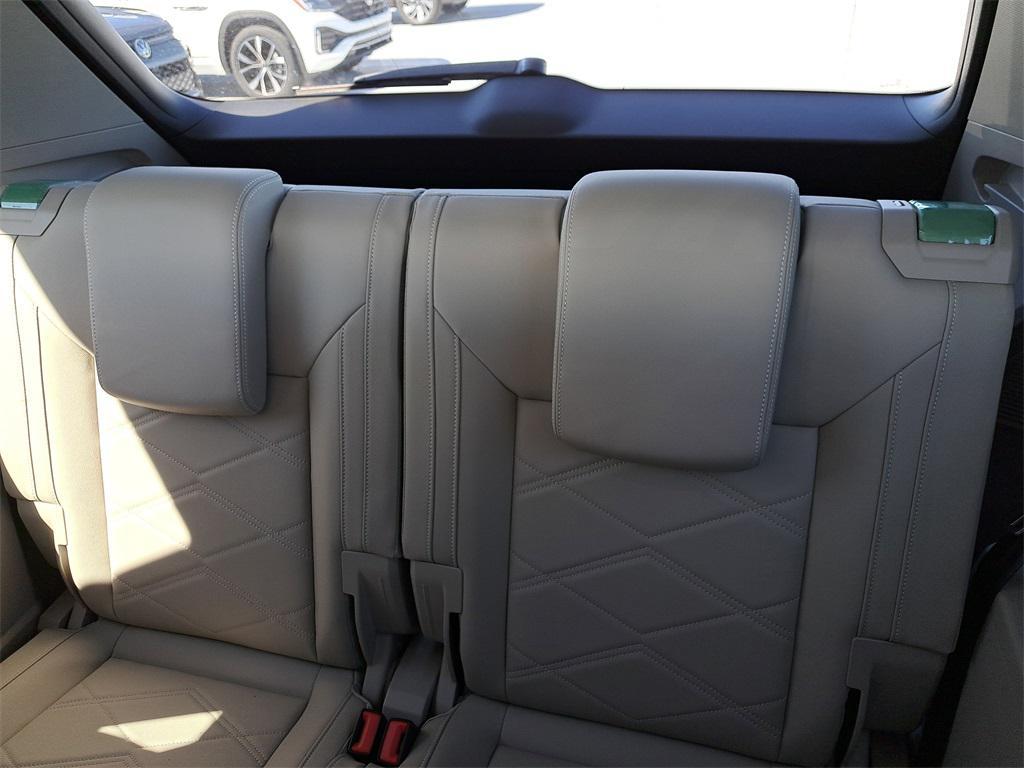 new 2026 Volkswagen Atlas car, priced at $36,905