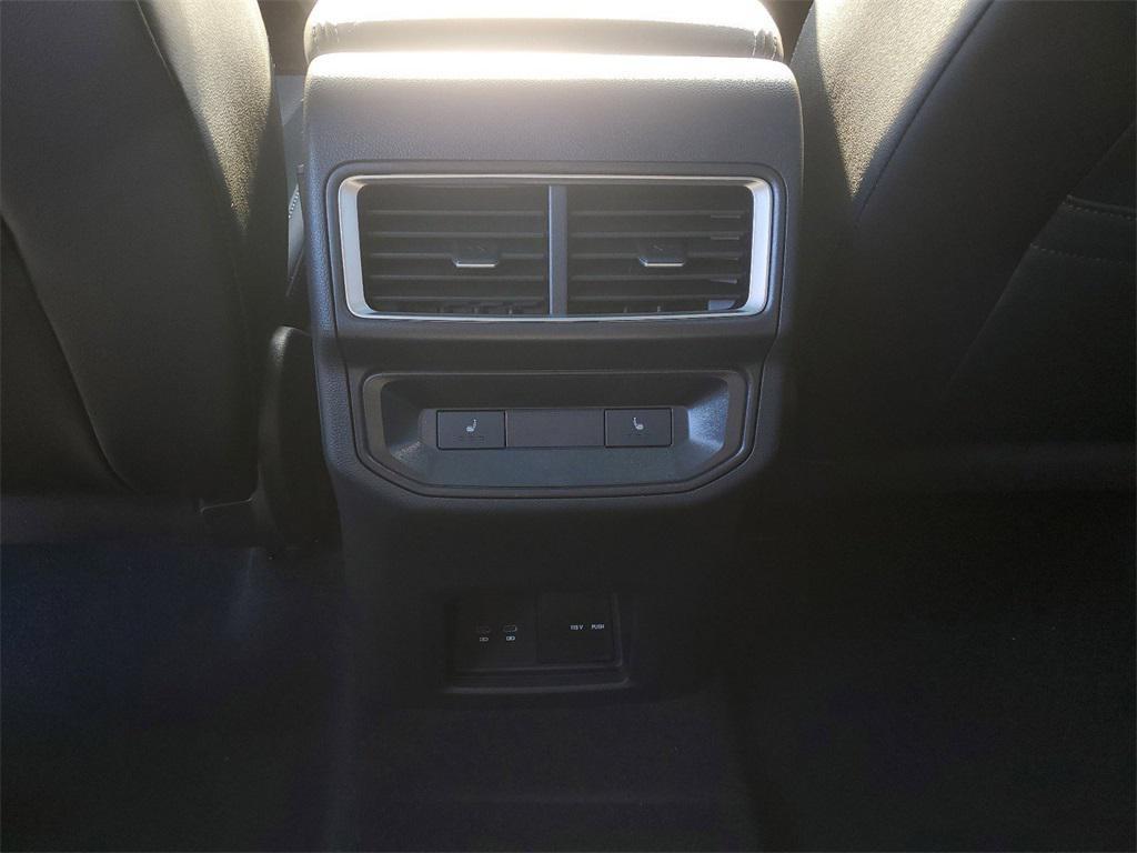 new 2024 Volkswagen Atlas Cross Sport car, priced at $42,726