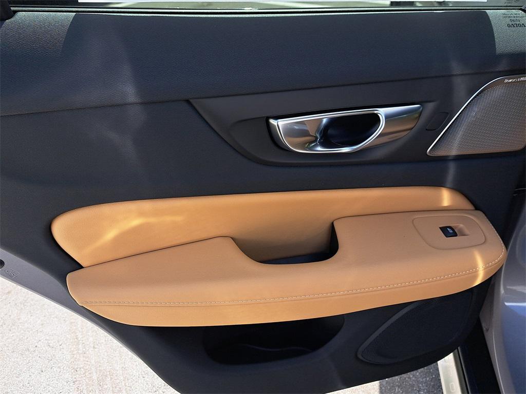 new 2026 Volvo V60 Cross Country car, priced at $60,121