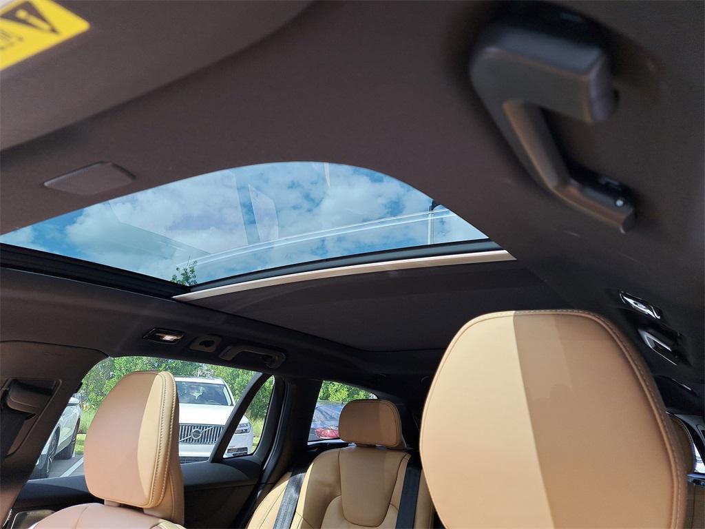 new 2026 Volvo V60 Cross Country car, priced at $60,121