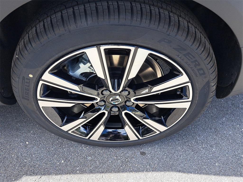 new 2026 Volvo V60 Cross Country car, priced at $60,121