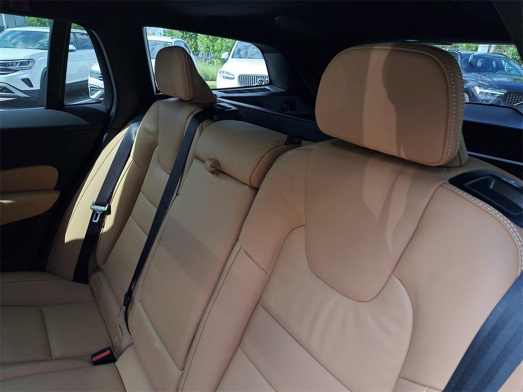 new 2026 Volvo V60 Cross Country car, priced at $60,121