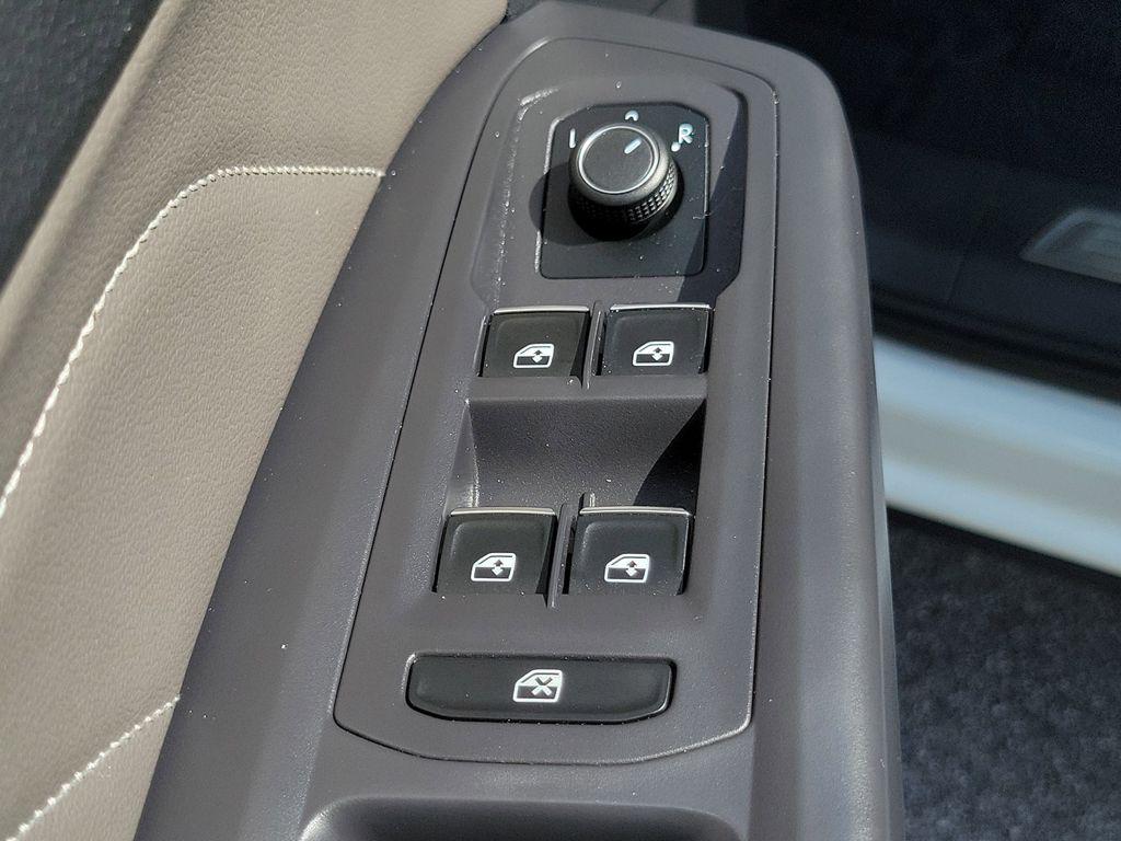 used 2021 Volkswagen Atlas car, priced at $24,379