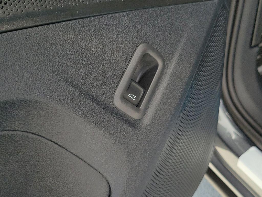new 2026 Volkswagen Tiguan car, priced at $35,447