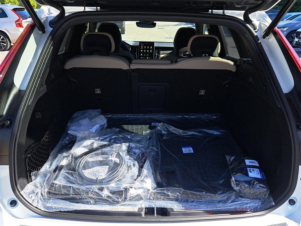 new 2026 Volvo XC60 Plug-In Hybrid car, priced at $64,987