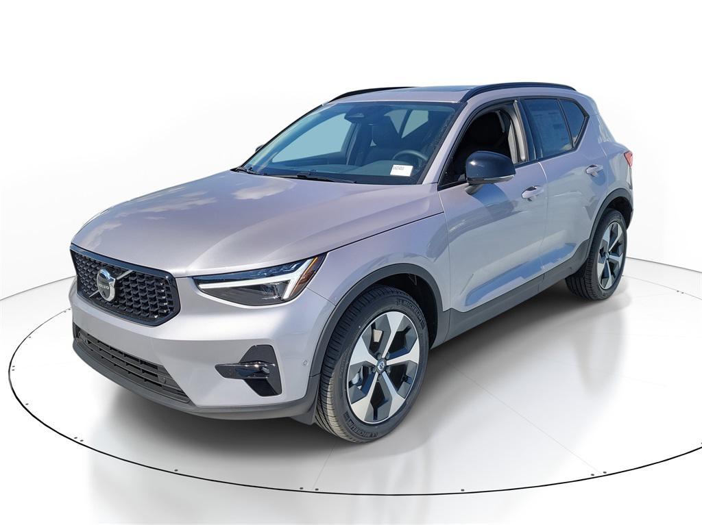 new 2026 Volvo XC40 car, priced at $45,737