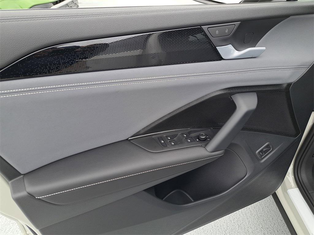 new 2026 Volkswagen Tiguan car, priced at $36,773