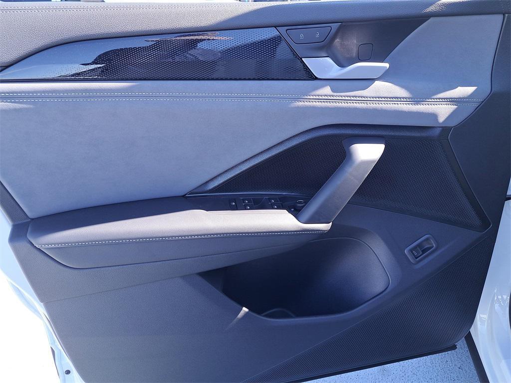 new 2026 Volkswagen Tiguan car, priced at $34,691