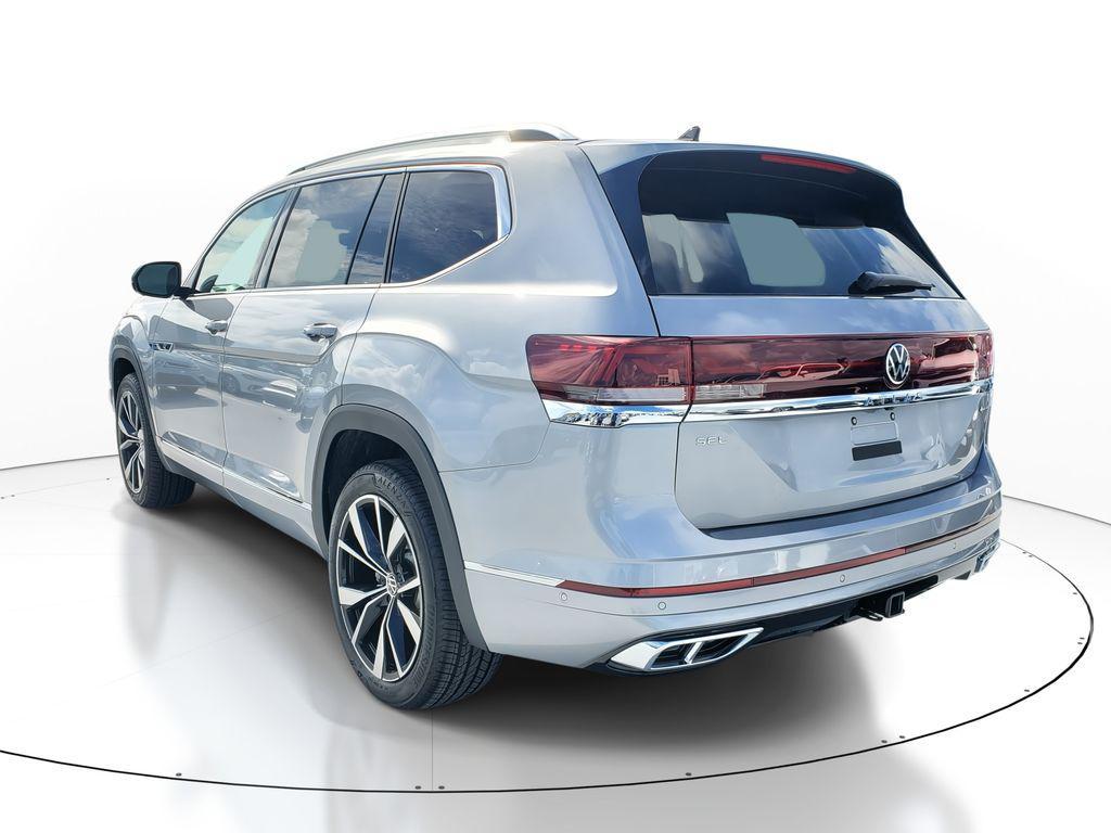 new 2026 Volkswagen Atlas car, priced at $53,318