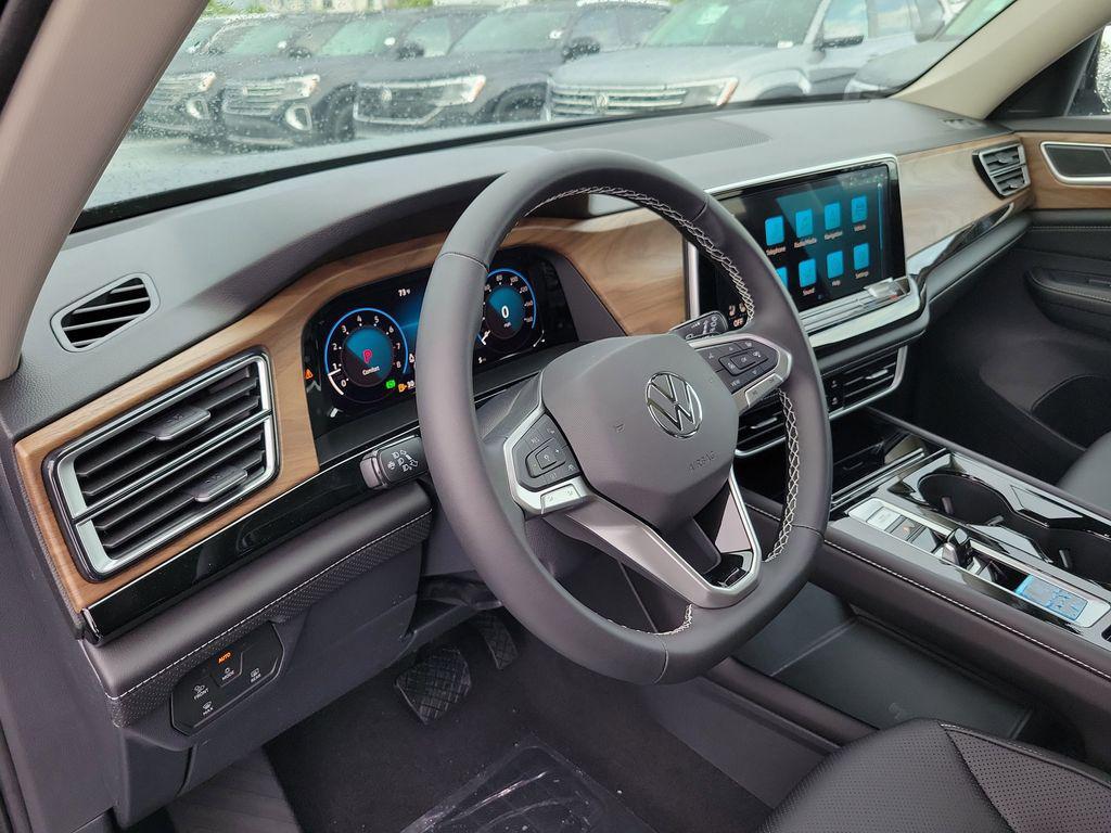 new 2026 Volkswagen Atlas car, priced at $42,533