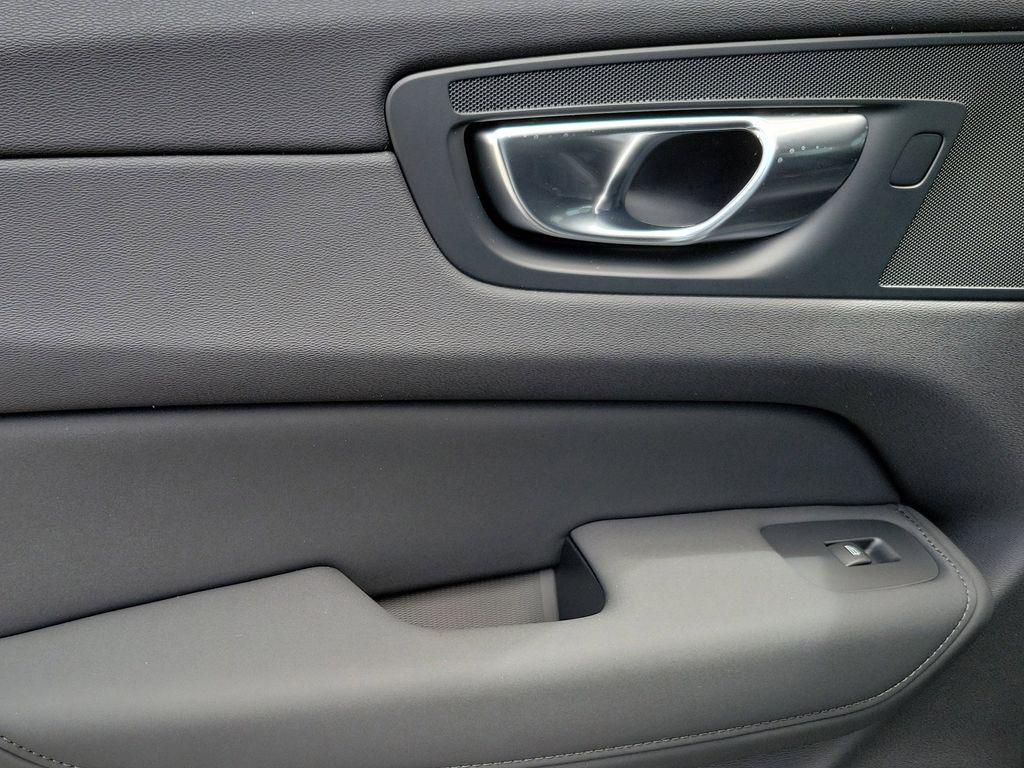 new 2026 Volvo XC60 car, priced at $60,392