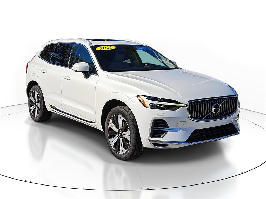used 2023 Volvo XC60 Recharge Plug-In Hybrid car, priced at $31,995